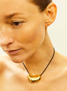 AGMES Pendant Necklace Sculpted Heart Pendant Shop the AGMES Sculpted Heart Pendant in 18K Gold Vermeil