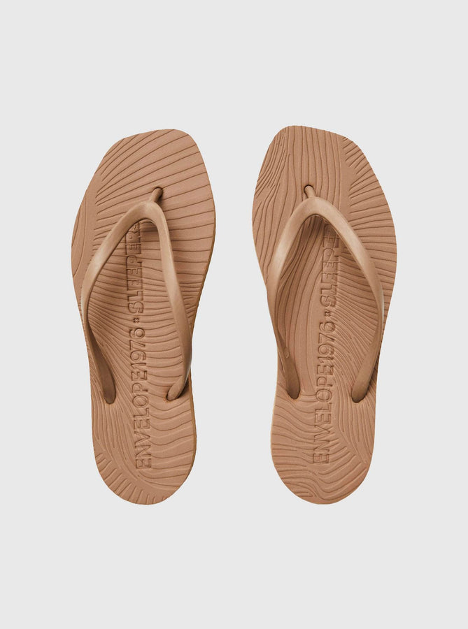 Envelope1976 Sandals 36 Envelope1976 x Sleepers Flip Flops Envelope1976 x Sleepers Flip Flops - Sand | RIISE