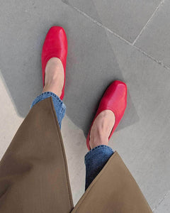 ESSĒN Shoes The Foundation Flat - Red
