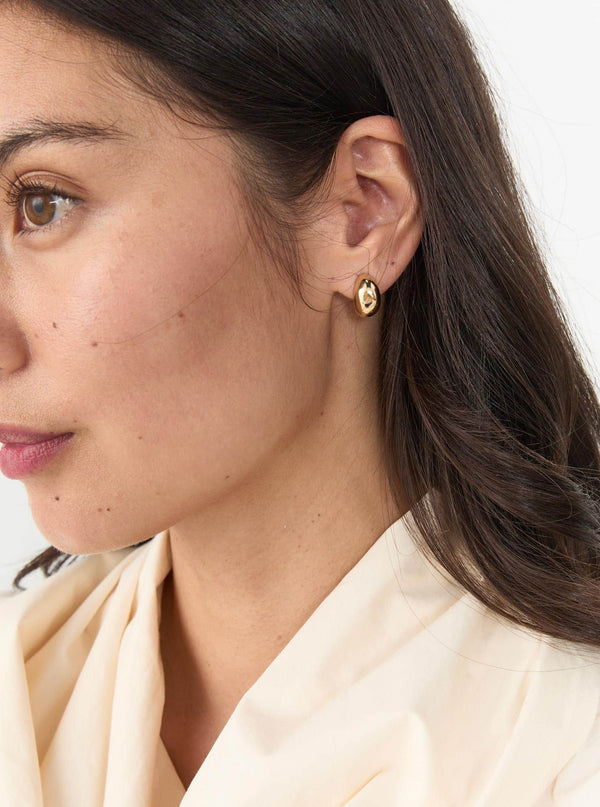 Figure Hoops Small – Nina Gordon