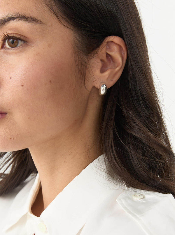 Figure Hoops Small – Nina Gordon