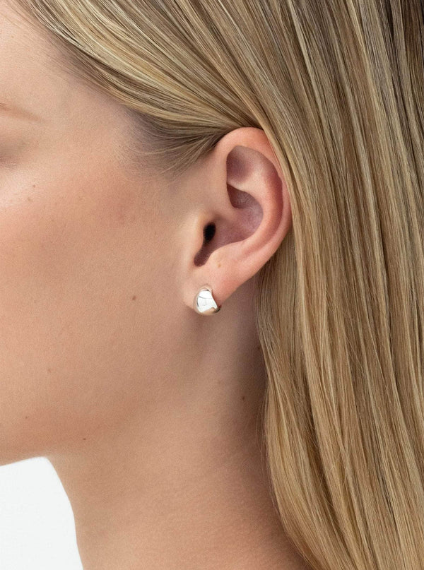 Fold Hoops Small – Nina Gordon