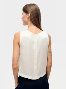 Silk Laundry Top Elena Top Shop Silk Laundry's Elena Top in White